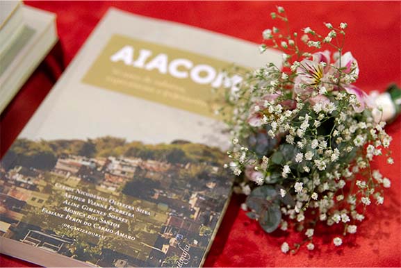 0 Foto SITE Lancamento Livro AIACOM 30 ANOS