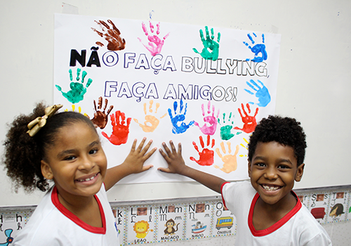 Não faça bullying, faça amigos!