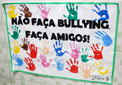 Não faça bullying, faça amigos!